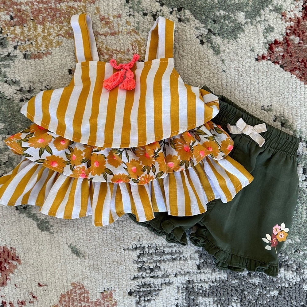 Daisy Fuentes Bohemian Ruffle Flowy Blouse + Ruffle Shorts 18 M Baby Girl